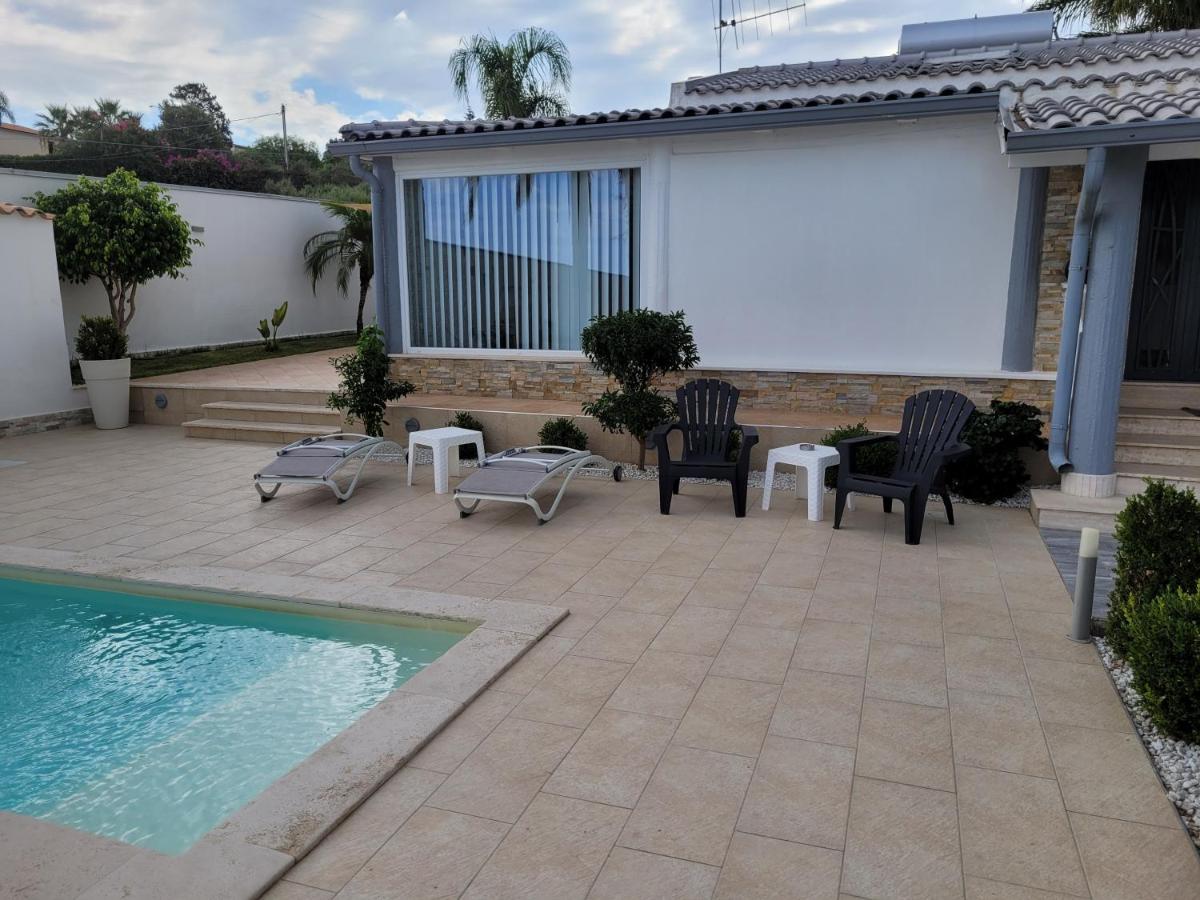 Villa Roby Trappeto  Exteriér fotografie