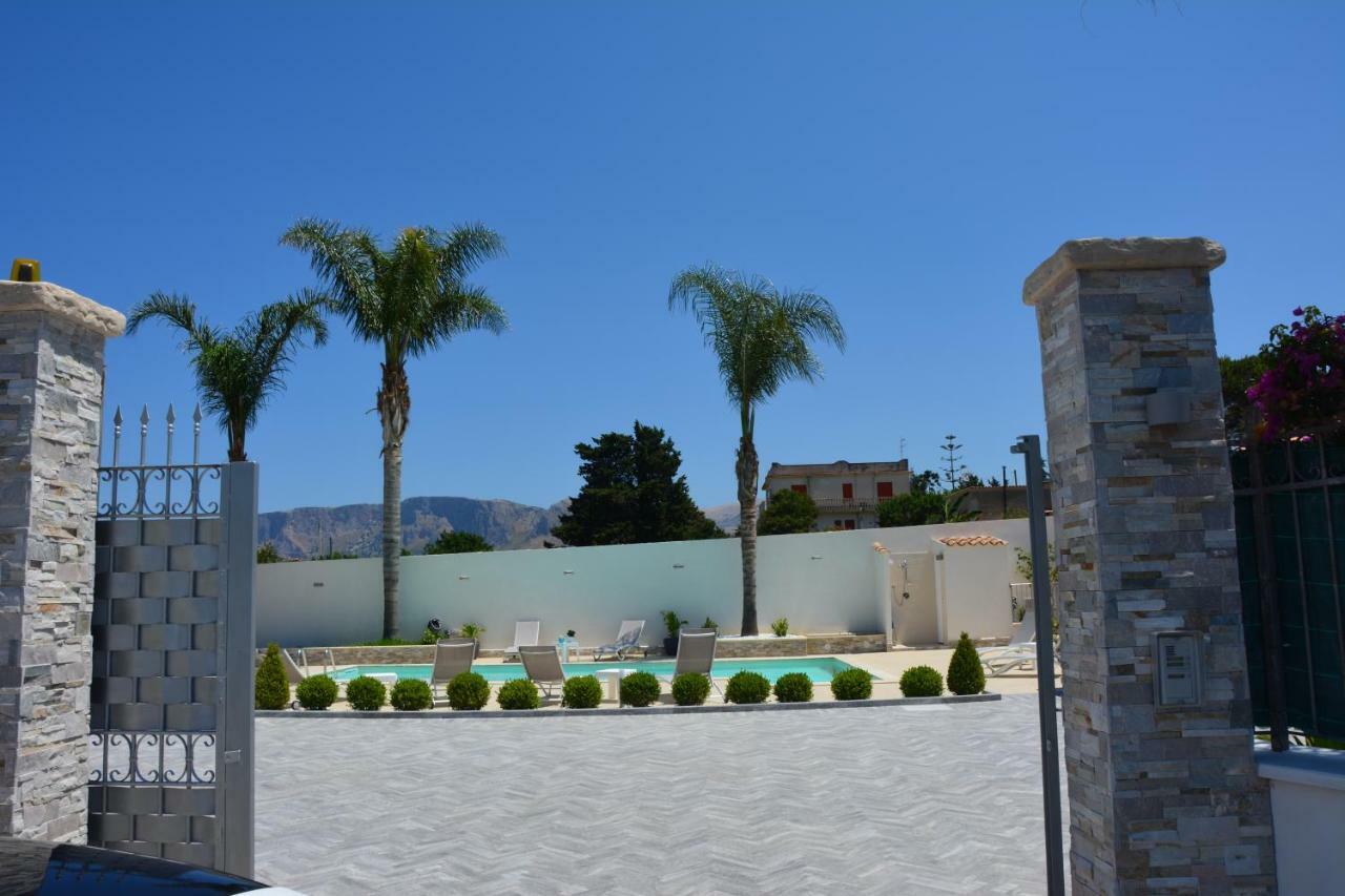 Villa Roby Trappeto  Exteriér fotografie